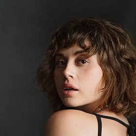 Chloe Van Landschoot